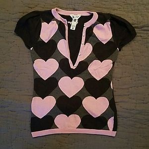 Short-sleeve Heart Pattern Sweater